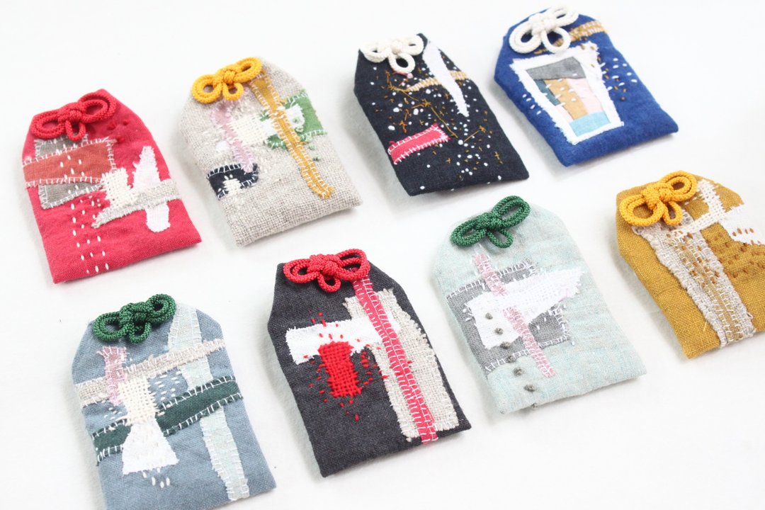 Collage your amulet bag / spica garden - 化妆包/杂物包 - 棉 多色