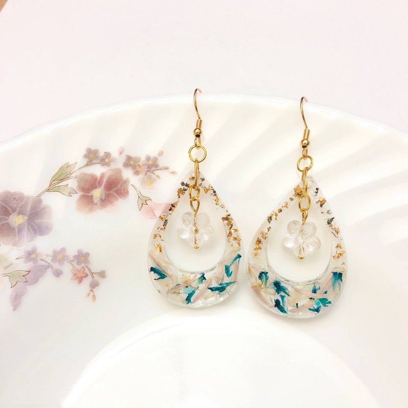 透明水滴耳环 耳夹 原创 手作 干燥花 日本树脂 日系 蓝色 - 耳环/耳夹 - 树脂 蓝色