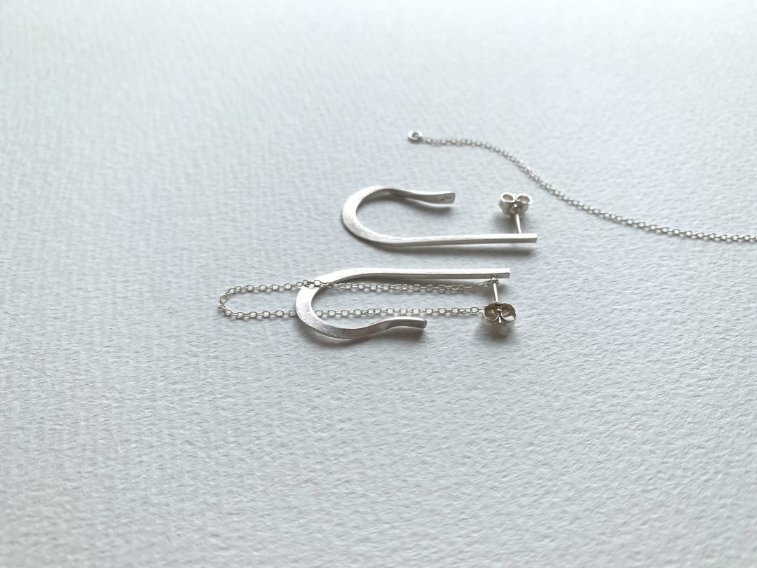 Harp: Pierced Earrings(SV925+K10posts) - 耳环/耳夹 - 纯银 银色