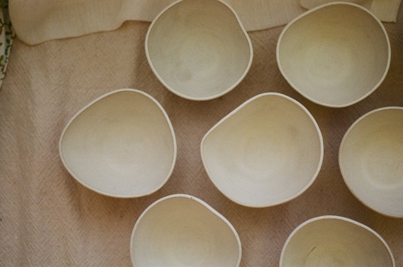 不圆 碗 - 碗 - 陶 白色