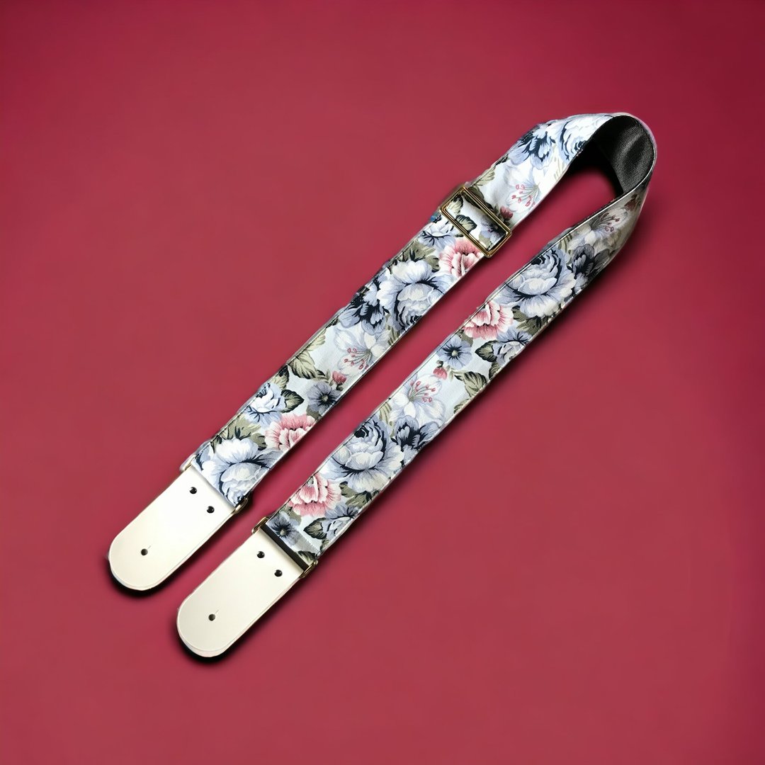 Blue Pastel Flora  Guitar Strap, Genuine Leather Guitar Strap - 其他 - 棉．麻 蓝色
