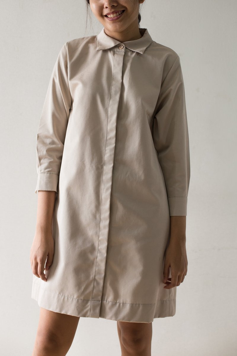 Mani Mina Beige Pleat Dress Shirt - 洋装/连衣裙 - 棉．麻 白色