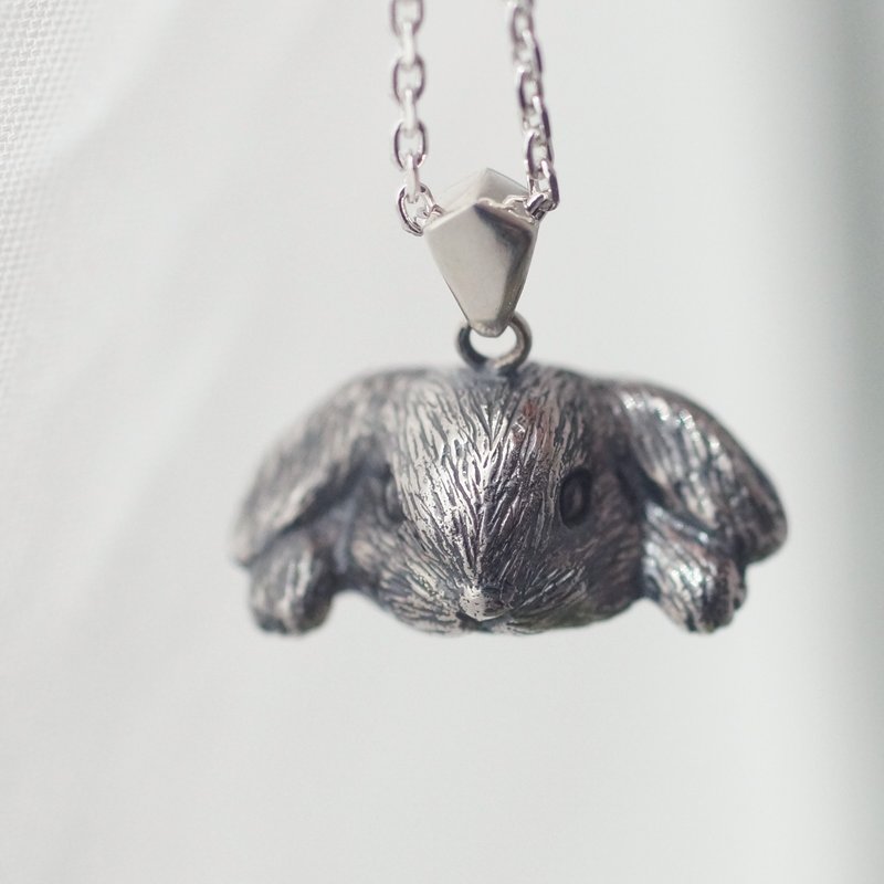 Lop ear pendant - 项链 - 纯银 银色