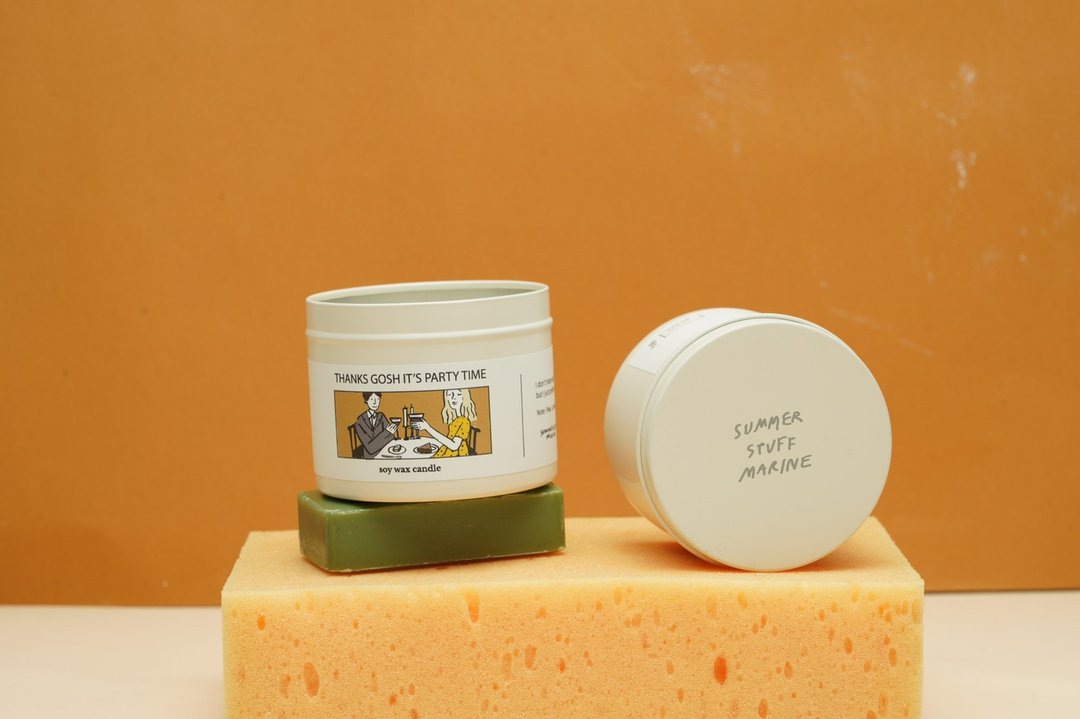 Summerstuffmarine - Thank Gosh It's Party time soy wax candle (180g.) - 蜡烛/烛台 - 精油 