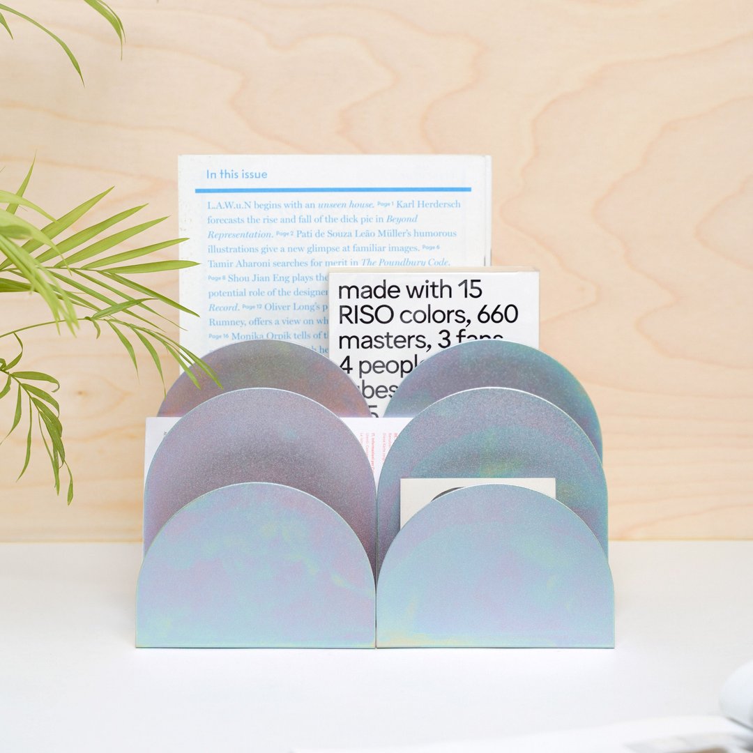 【限量展示品释出】UU 桌面分隔架 / 银霞 - 名片架/名片座 - 其他金属 多色