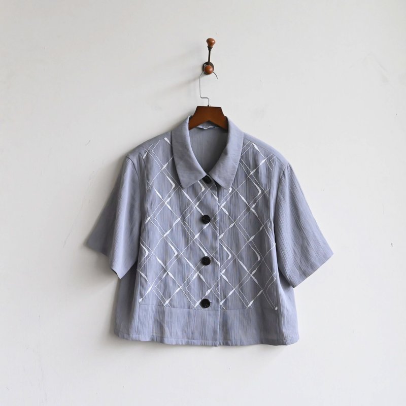 【蛋植物古着】水波方格刺绣短袖古着衬衫 - 女装衬衫 - 其他人造纤维 