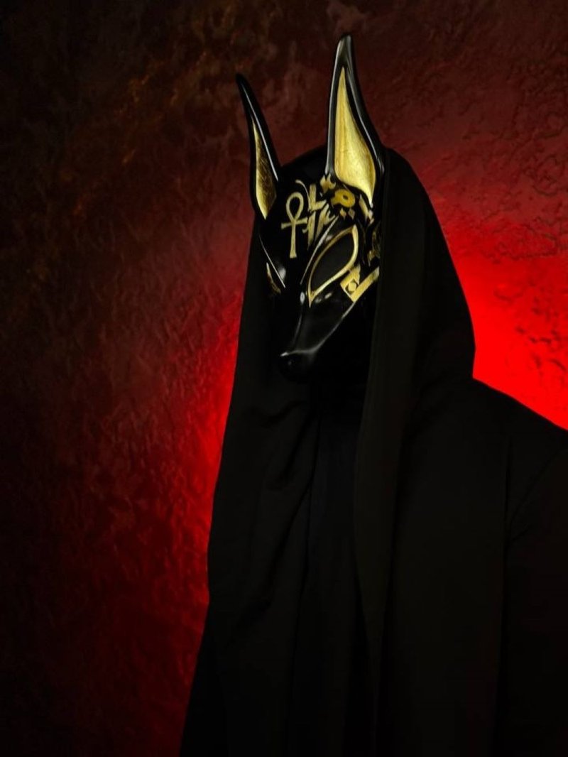 埃及黑色阿努比斯面具搭配金色书法，狼头胡狼角色扮演 - 其他 - 树脂 黑色