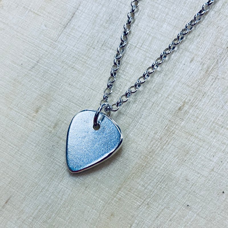 纯银 Pick 吉他弹片 项链 可定制姓名 S394 - 吉他配件 - 纯银 银色