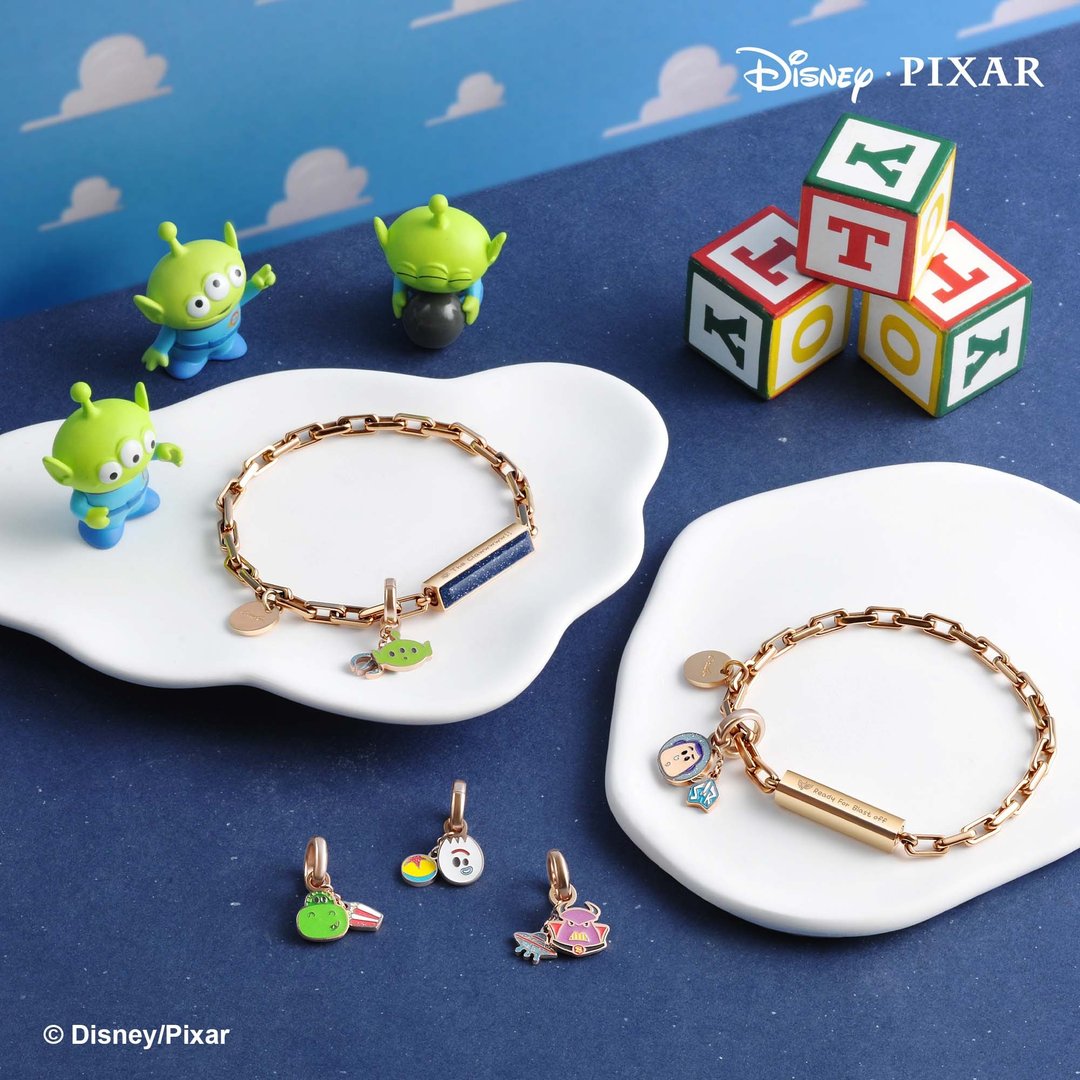 迪士尼 彼思 Toy Story 特别版定制化刻字钢条/宝石手链 (3色) - 手链/手环 - 其他金属 金色
