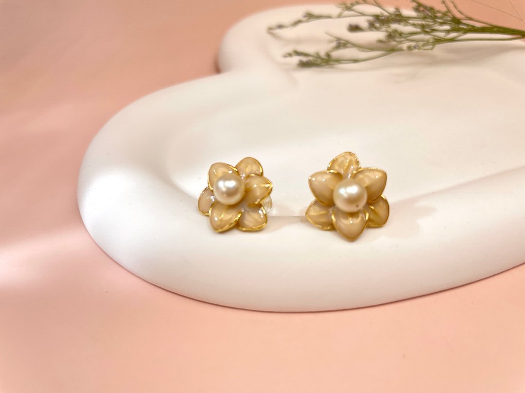 天然淡水珍珠 纯银 珐琅工艺 耳环 - 耳环/耳夹 - 珍珠 白色