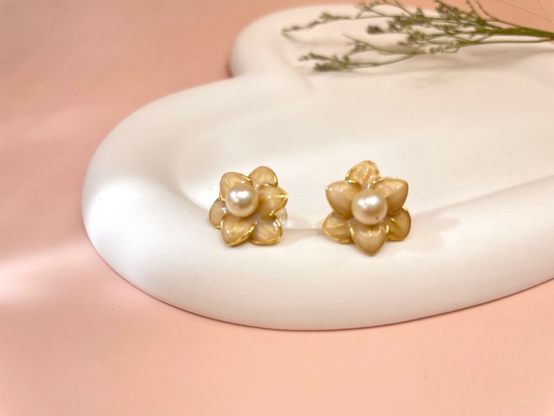 天然淡水珍珠 纯银 珐琅工艺 耳环 - 耳环/耳夹 - 珍珠 白色