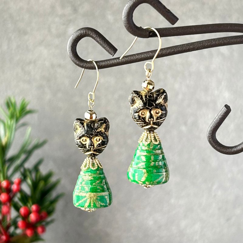 福福猫耳针 绿色 耳夹 纸珠 论文珠 paperbeads 医疗级不锈钢 捷克珠 个性 轻巧 日本 - 耳环/耳夹 - 纸 绿色