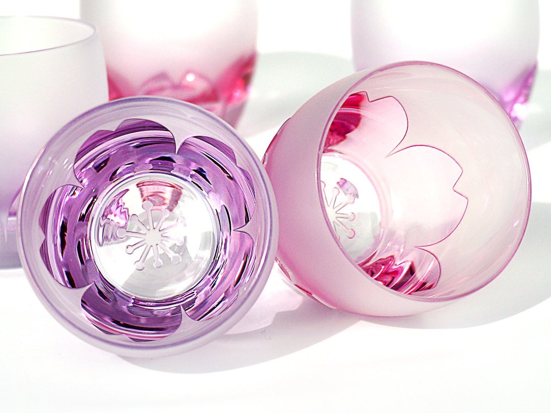 Sakura sake cup - 酒杯/酒器 - 玻璃 粉红色