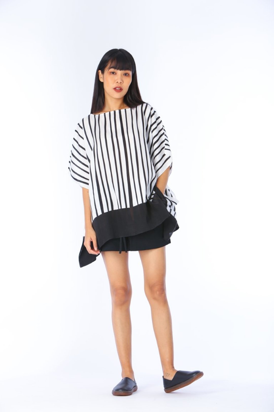 Poncho Blouse Cotton Silk Hand Painted for Summer resort vac - 女装上衣 - 棉 白色