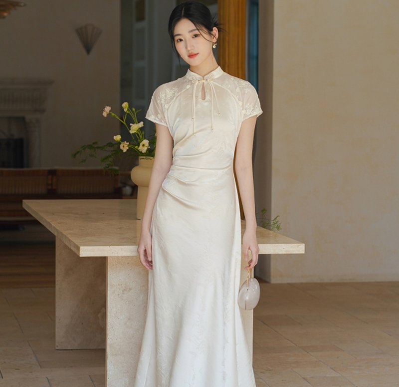 【温婉】新中式复古中国风 收腰捏褶/提花改良旗袍 - 旗袍 - 其他材质 白色