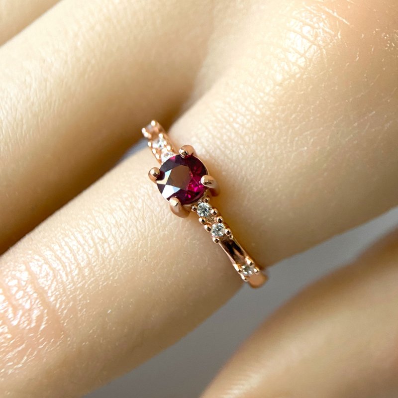 2件85折 | 印度镁铝石榴石纯银戒指 (紫红色调 肉眼全净) - 戒指 - 纯银 