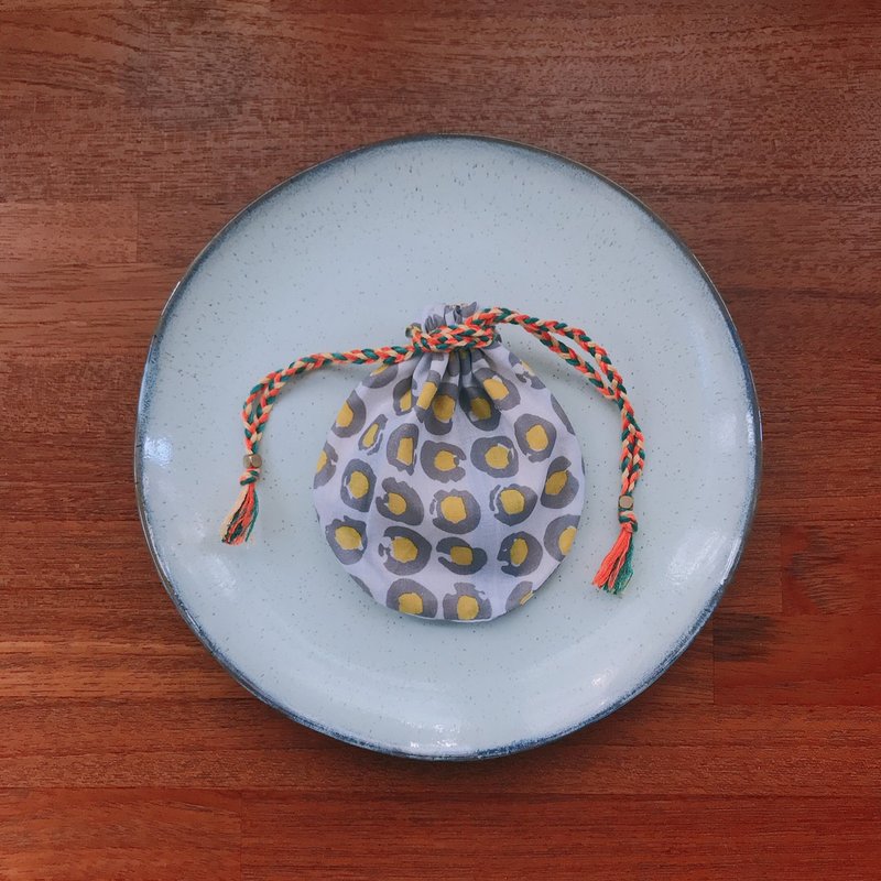 双面圈圈小袋 / A EGG A DAY - 化妆包/杂物包 - 其他材质 黄色