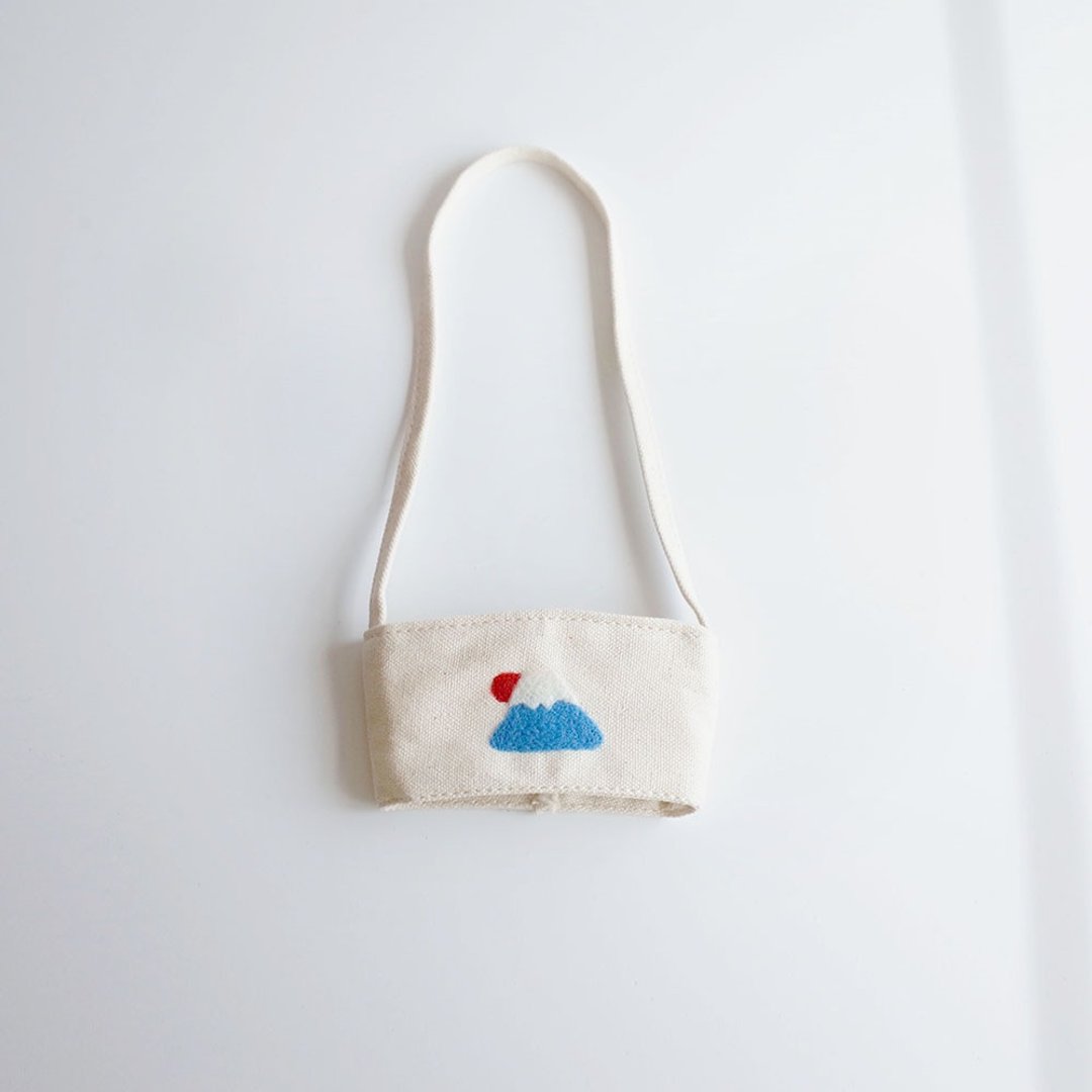【Q-cute】篓空饮料提袋系列-小杯富士山 - 随行杯提袋/水壶袋 - 棉 蓝色