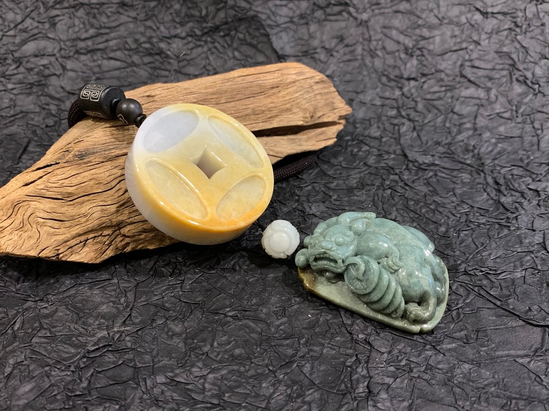 快速出货 天然缅甸玉翡翠招财貔貅大玉钱吊饰 车吊饰 手把件 - 吊饰 - 玉石 多色