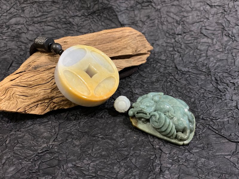 快速出货 天然缅甸玉翡翠招财貔貅大玉钱吊饰 车吊饰 手把件 - 吊饰 - 玉石 多色