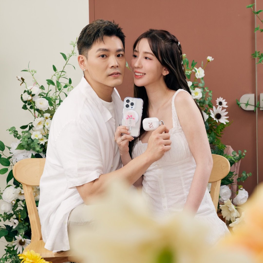 霞海城隍庙红线蝴蝶结强悍防摔 AirPods 保护套 - 耳机收纳 - 塑料 多色