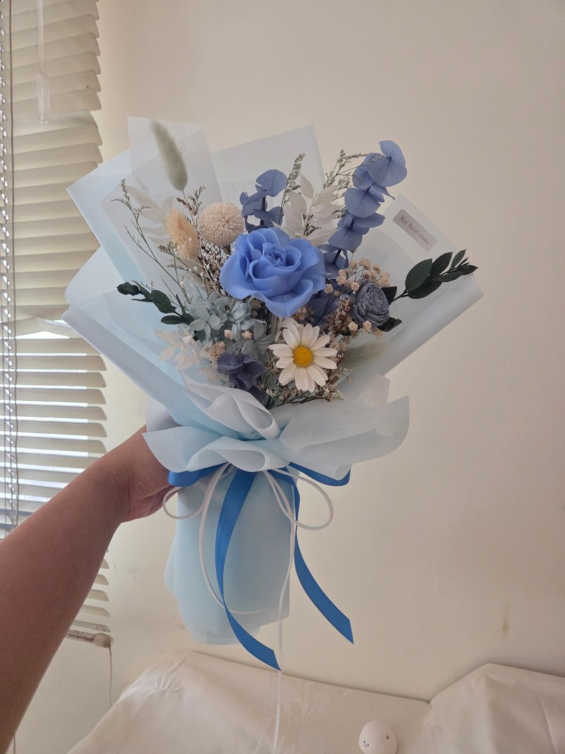 苏打汽水。永生玫瑰小型花束 - 干燥花/捧花 - 植物．花 