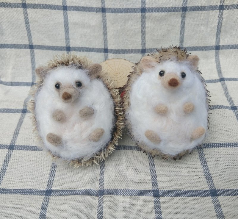 羊毛毡 拟真 宠物 仿真 动物 刺猬 躺卧姿 - 玩偶/公仔 - 羊毛 卡其色