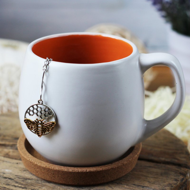 Honey bee tea infuser for herbal tea, Tea ball infuser charm bee with honeycomb - 茶具/茶杯 - 不锈钢 银色