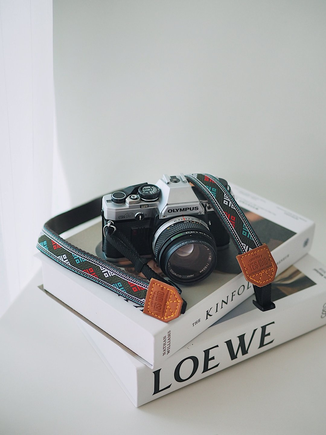 Quechua with Brown / SMALL SIZE / CAMERA STRAP by YESIDID - 相机背带/脚架 - 人造皮革 咖啡色