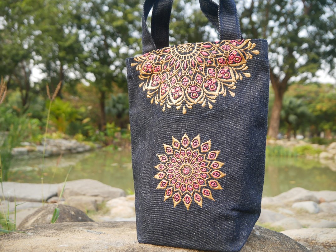 纯手工绘制 曼陀罗 杯袋【花嫁】帆布袋 禅绕 Henna Mandala - 随行杯提袋/水壶袋 - 棉．麻 蓝色