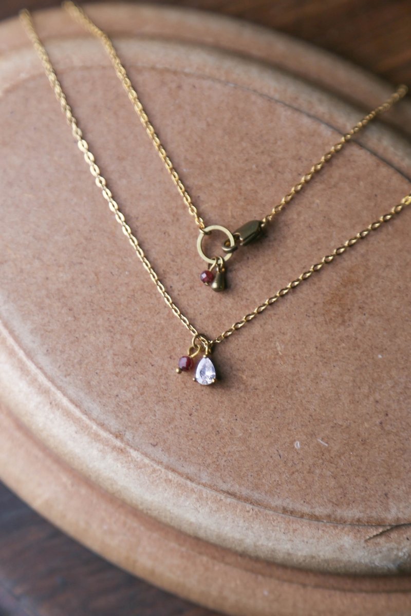 锆石水滴 - 锆石 天然石 项链 锁骨链 (四色) - 项链 - 水晶 银色