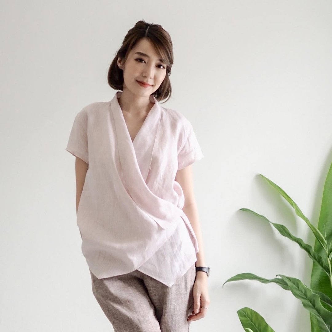 V-neck collar Short Sleeves Linen : Rosie Blouse - 女装上衣 - 棉 多色