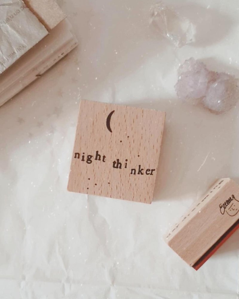 night thinker 橡皮章 - 印章/印台 - 木头 橘色