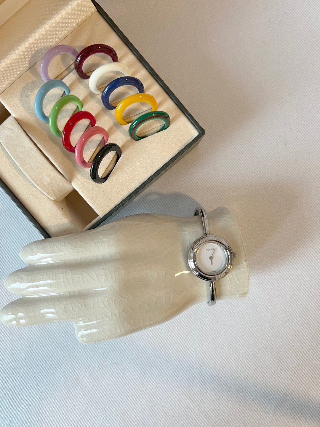 Gucci Bezel watch银色中古手表 12色外圈正常运作 盒保证卡书仔 - 女表 - 其他金属 银色