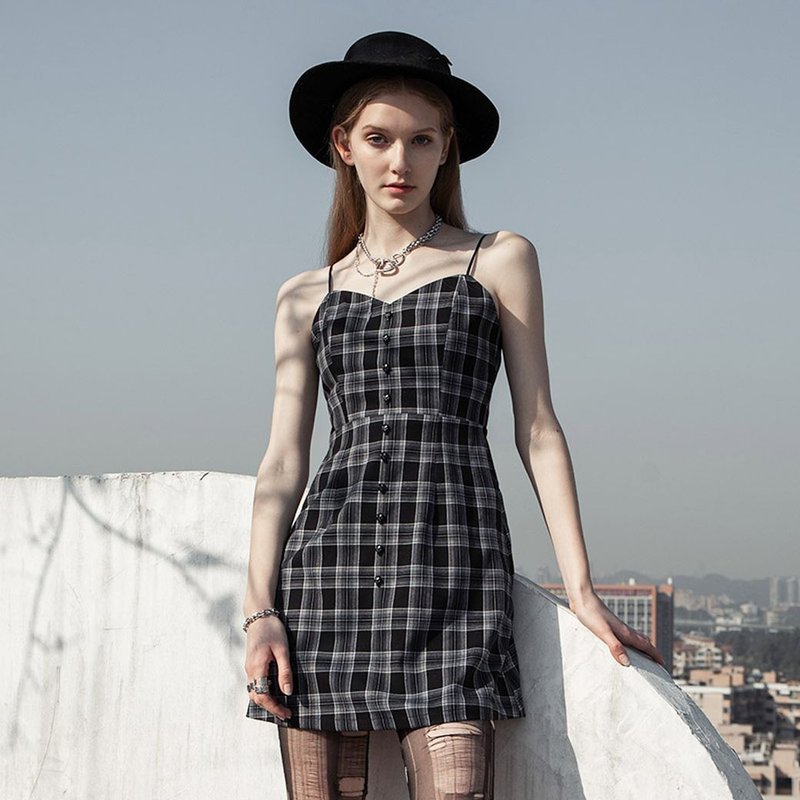 异教徒黑暗灵魂连身裙 - 桃心植绒 / 复古格纹 - 洋装/连衣裙 - 其他材质 黑色