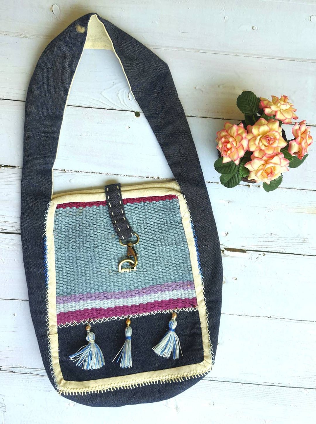 Small Sholder bag with Weaving fabric on front side **size 43.5x21x17x6c.m.** - 手提包/手提袋 - 棉 