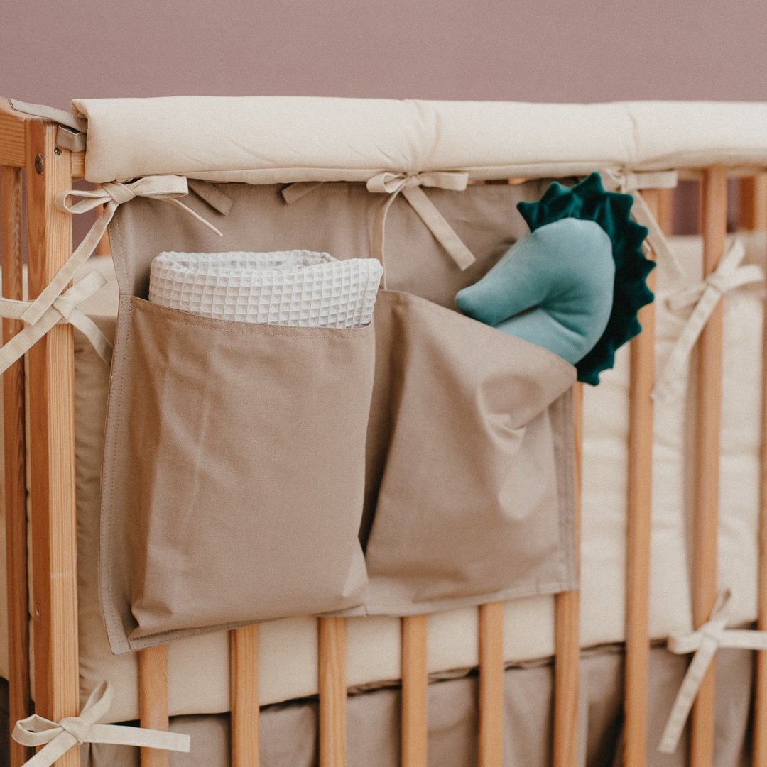 Brown Color Baby Crib Pocket Organizer - 寝具 - 棉．麻 咖啡色
