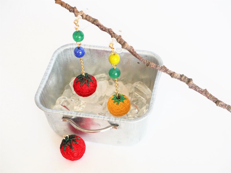 tachibanaya 耳环 手鞠球 番茄 橘子 不对称 水果 蔬菜 红色 橘色 耳饰 - 耳环/耳夹 - 绣线 红色