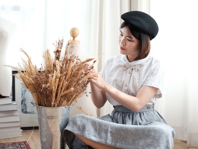 Kubi Plus Shirt : white - 女装短裤 - 棉．麻 白色