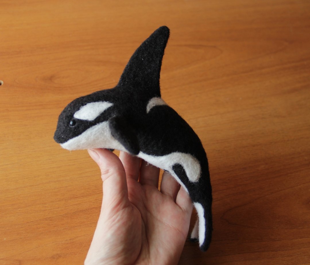 Killer whale wool felt Orca figurine needle felted - 玩偶/公仔 - 羊毛 黑色