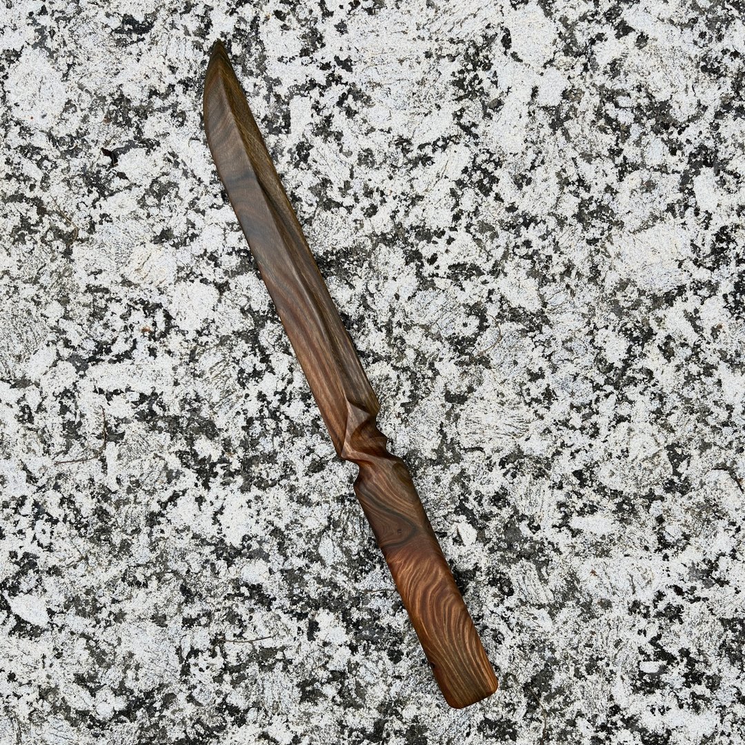 我贩剑　妖刀　觋靓　绿檀收藏艺品　匕首木刀小刀　魔剑纸镇 - 摆饰 - 木头 绿色