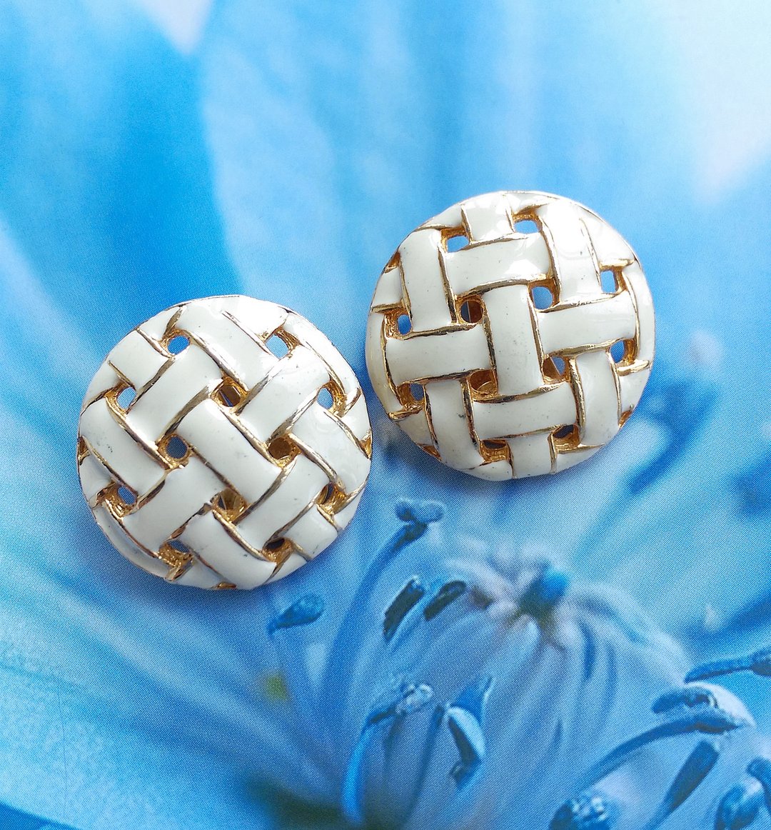 Vintage Jewelry 西洋古董饰品 编织 白珐琅 知性 夹式耳环 - 耳环/耳夹 - 其他金属 金色