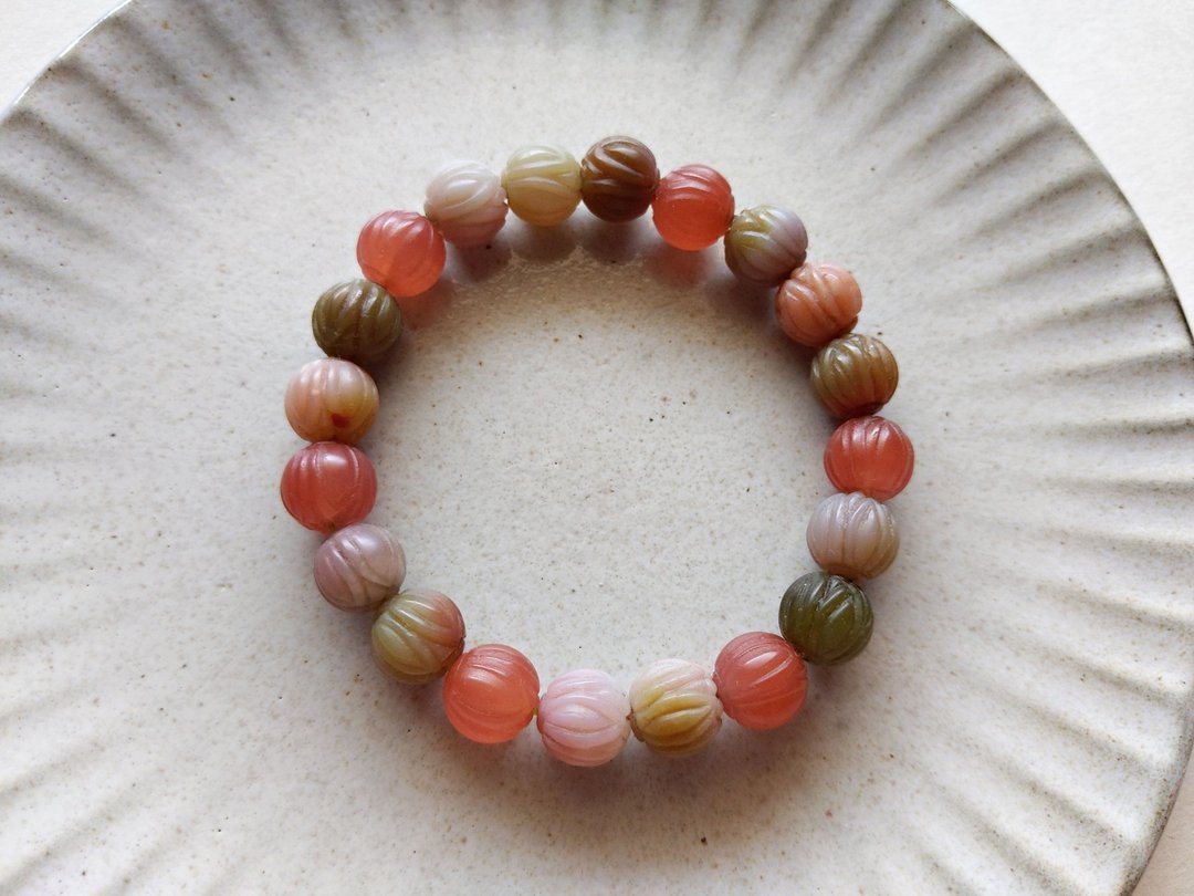 ORLI Jewelry 天然盐源玛瑙手珠 糖果色莲花珠 盐源玛瑙手链 - 手链/手环 - 宝石 红色
