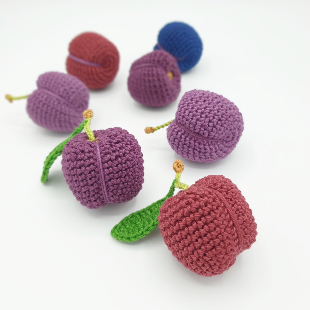The Perfect PLUM | Amigurumi Fruit Crochet Pattern PDF - 手工艺教程/工具书 - 其他材质 
