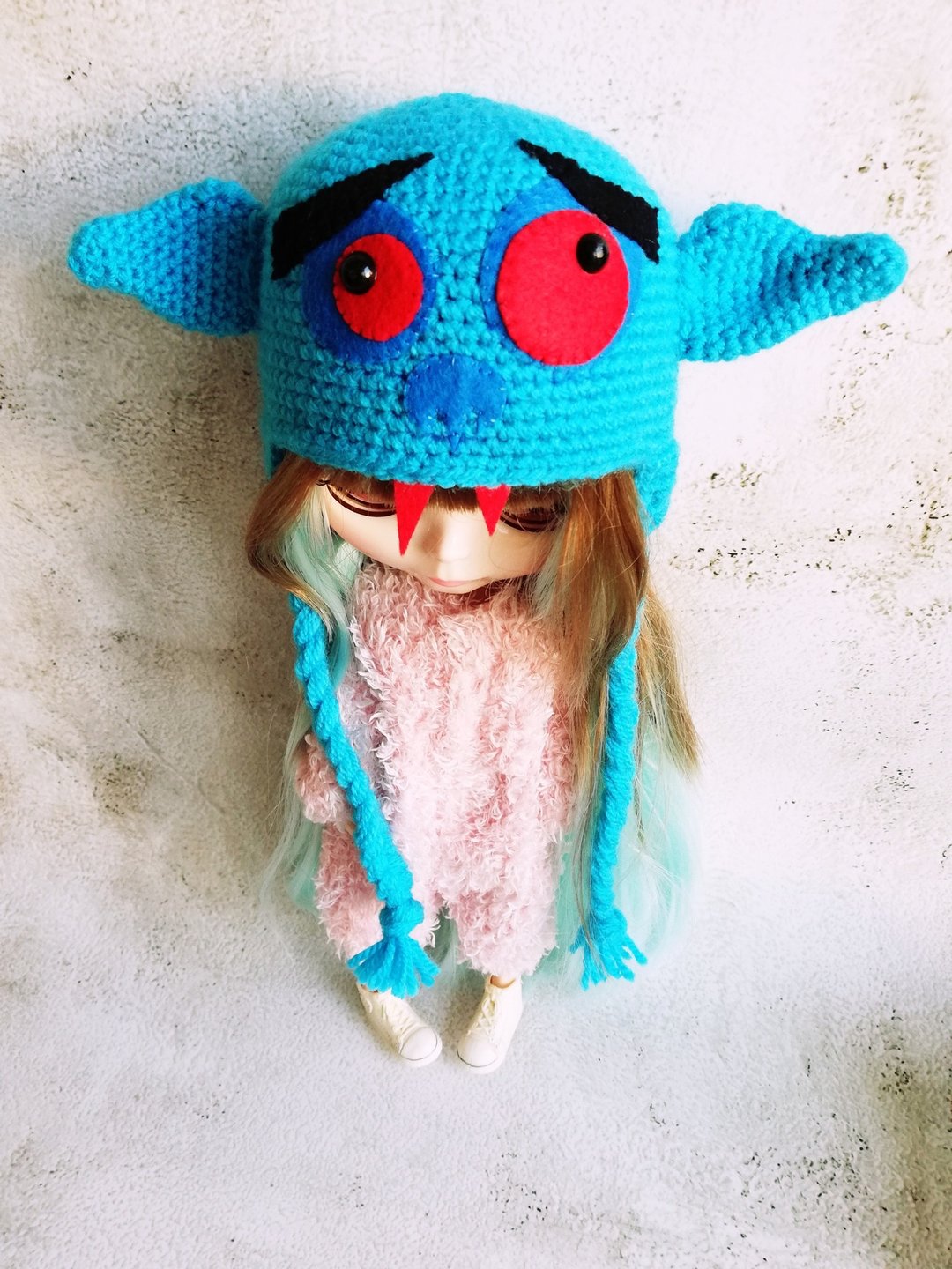 Blythe hat crochet blue Vampire with red fangs - 玩偶/公仔 - 棉．麻 蓝色