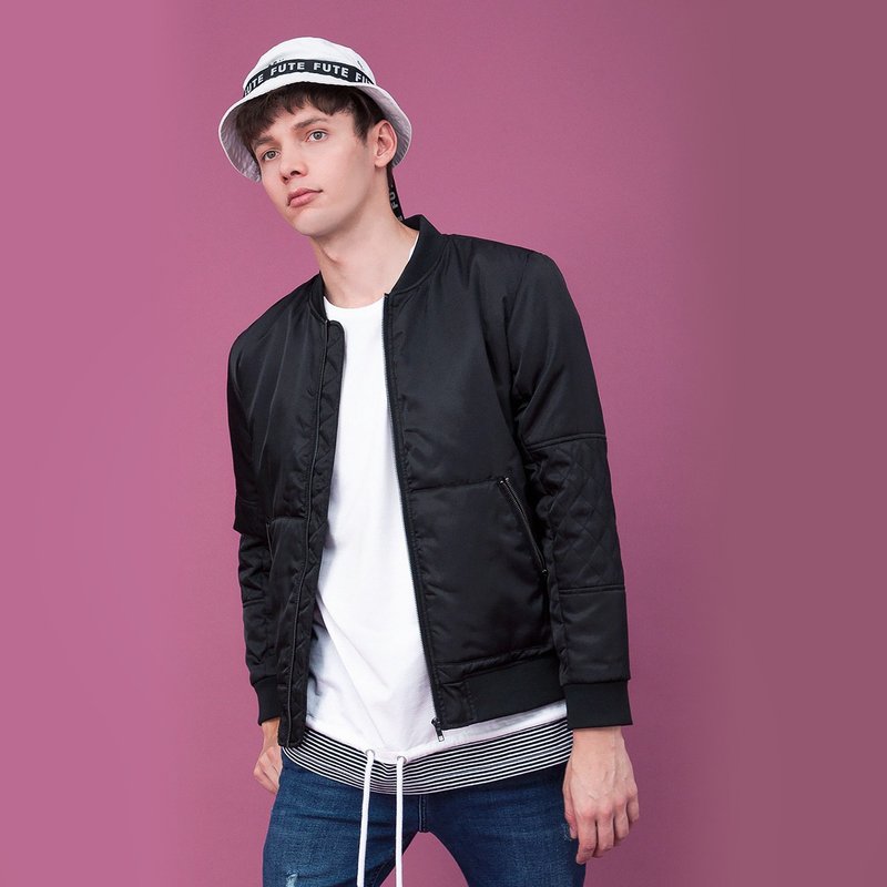 【Off-season sale】男款 防拨水拼接飞行夹克 / 黑 - 男装外套 - 聚酯纤维 黑色