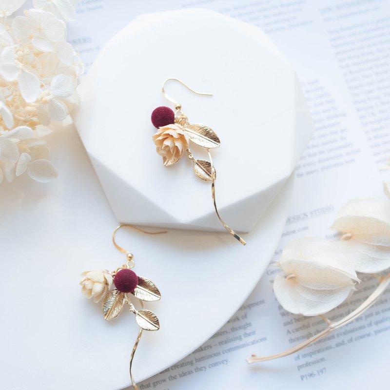 随松果旅行|花&菓奇遇 - 耳环/耳夹 - 植物．花 