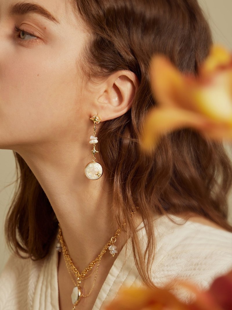 午寐庄园。MUCHAT手作14KGP锆石星芒天然珍珠纯银针耳环 - 耳环/耳夹 - 其他金属 白色