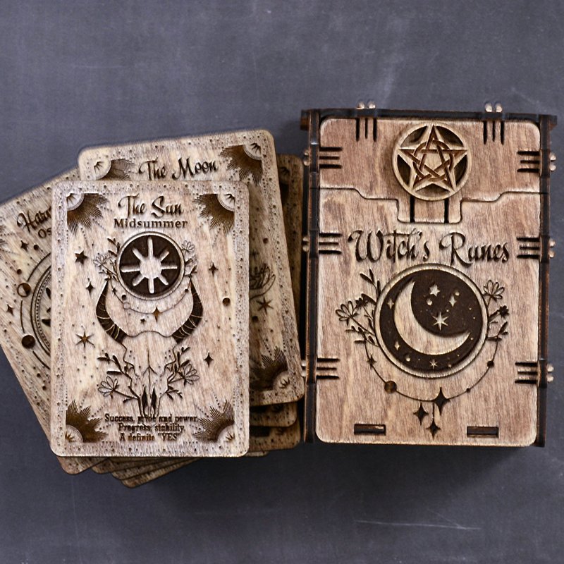 HANDMADE Wooden Witch's runes cards Set of 15 pcs with box Witchcraft gift - 卡片/明信片 - 木头 咖啡色