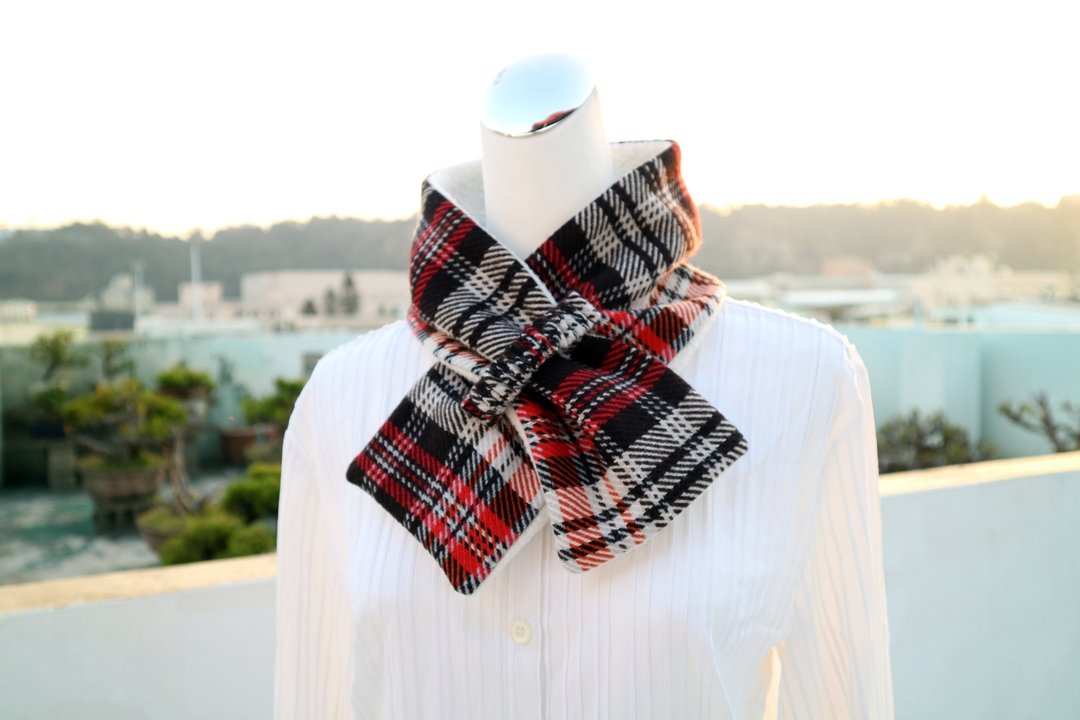 可调式短围巾.scarf 保暖围脖 双面双色 大人.小孩均适用 *SK* - 围巾/披肩 - 其他材质 多色